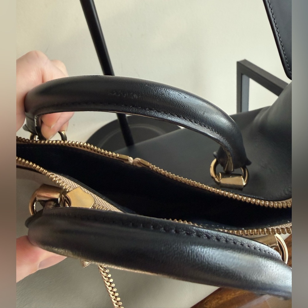 Chloe Baylee Bicolor Leather Two way Hand Bag - Picture 7 of 16